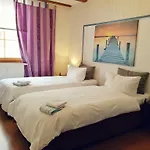 N°12 - Bed And Breakfast