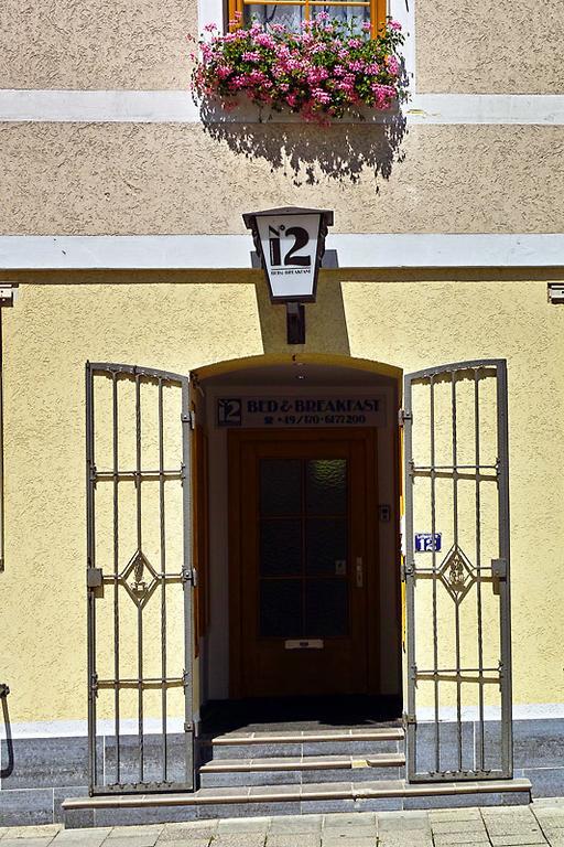 N°12 - *