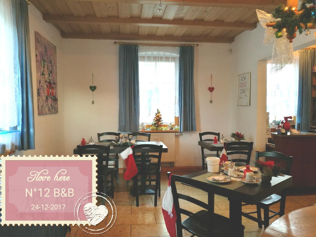 N°12 - Bed & Breakfast *